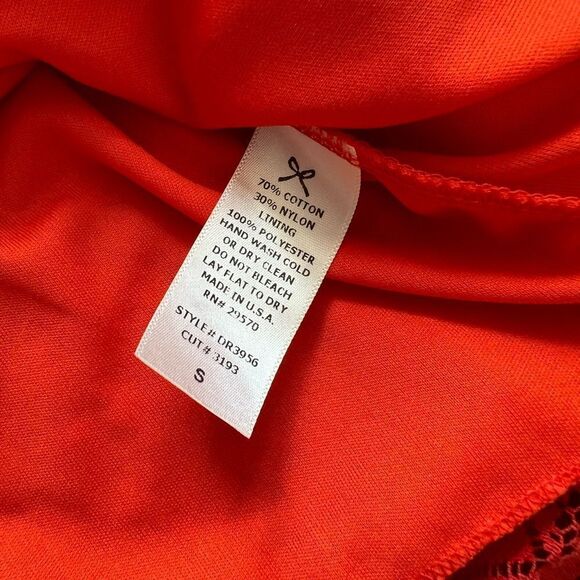 Everly Red Lace Overlay Dress Red Sleeveless Size Small - Picture 10 of 12